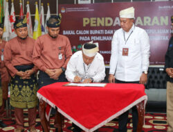 Asmar-Muzamil Pasangan Pertama Mendaftar di KPU Kepulauan Meranti, Tawarkan Program Berkelanjutan