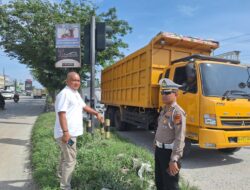 KOMITMEN DITLANTAS POLDA RIAU LAKUKAN PENGECEKAN RAMBU LALULINTAS YANG HILANG DAN POS-POS RUSAK DI PEKANBARU