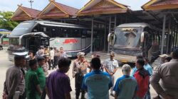 Terminal AKAP Payung Sekaki Pekanbaru”Ditlantas Polda Riau Gelar Ramp Check Bus Untuk Keselamatan Penumpang