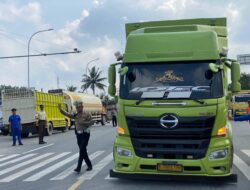 Ditlantas Polda Riau Tertibkan ODOL dan Travel Gelap, Temukan SIM Palsu dan Puluhan Pelanggaran