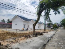 Proyek Paving Blok Perumahan Dinas Kejari Kampar Diduga Tak Ada Papan Informasi