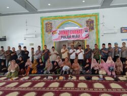 Polda Riau Gelar Jumat Curhat di Tenayan Raya, Sekaligus Sosialisasikan Operasi Patuh Lancang Kuning 2025