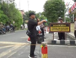 Aksi Damai Jurnalis : Tangkap Anak Oknum Kades Cinta Rakyat