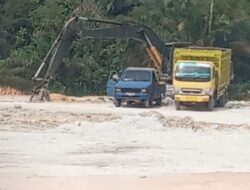 Dari 2019 Beroperasi, Usaha Galian C di Muara Fajar Rumbai Diduga Tak Tersentuh Hukum Dari 2019 Beroperasi, Usaha Galian C di Muara Fajar Timur/ Muarafajar Barat