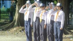 PMR Unit SMAN 2 Dumai Siap Siaga pada Pelaksanaan HUT RI ke-80