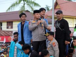 Demo Depan Mapolda Riau Berlangsung Damai, Kapolda Riau Langsung Temui Ojol dan Mahasiswa