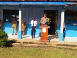 Bhabinkamtibmas Polsek Bengkunat Sampaikan Pesan Bahaya Narkoba dan Judi Online di SMP Makarti Muktitama