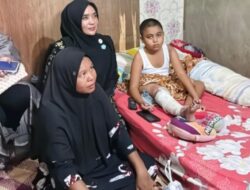 Potret Ny. Erni Handayani Saat Kunjungi Anak Korban Luka Bakar di Aceh Timur