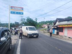 Pengamanan dan Pengaturan Lalu Lintas Polsek Pesisir Utara Wujudkan Situasi Aman dan Lancar