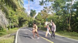 Polsek Pesisir Utara Laksanakan PAM Rawan Pagi di Depan SMA 1 Lemong