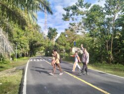 Polsek Pesisir Utara Laksanakan PAM Rawan Pagi di Depan SMA 1 Lemong