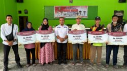 Pemdes Simpang Ayam Salurkan BLT DD kepada 30 Penerima Manfaat Untu Dua Bulan