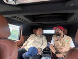 Gubernur Mualem Dampingi Presiden Prabowo Tinjau Jembatan Bailey Teupin Mane dan Pos Pengungsian di Bireuen