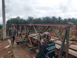 TNI Bangun Empat Jembatan Bailey di Sumbar