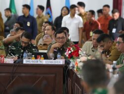 Kepala BNPB Hadiri Rapat Koordinasi Percepatan Rehabilitasi dan Rekonstruksi Pascabencana Provinsi Sumatera Barat