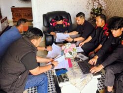 Tim Penyidik Tindak Pidana Khusus Kejari Siak Lakukan Penggeledahan Perkara Pemerasan dan Gratifikasi Pengadaan Barang