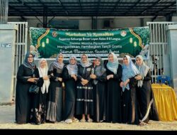 Petugas dan Dharma Wanita Lapas Langsa Turun ke Jalan, Berbagi Takjil di Bulan Ramadhan