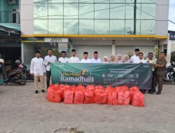 Bank Aceh Syariah Idi Rayeuk Melakukan kegiatan Sosial dengan tema ” Bank Aceh Berbagi Ramadhan” di Bulan Ramdhan
