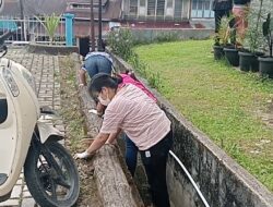 KRISTA PARDEDE TIM MEDIA TERPESONA DENGAN TANGAN DINGIN NAOMI VERONIKA ARITONANG MENJADIKAN RSUD TARUTUNG BERSIH, NYAMAN DAN INDAH
