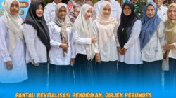 PLT Kadisdikbud Aceh Timur Dampingi Dirjen Perumdes Kemendagri Tinjau TKN Idi Rayeuk