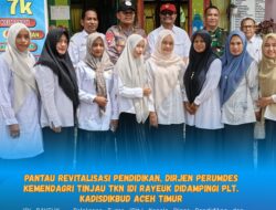 PLT Kadisdikbud Aceh Timur Dampingi Dirjen Perumdes Kemendagri Tinjau TKN Idi Rayeuk