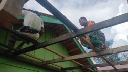 Satgas TMMD ke-128 Kodim 0420/Sarko Fokus Pemasangan Genteng RTLH, Rumah Pak Lukman Kini Lebih Nyaman
