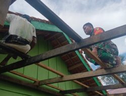 Satgas TMMD ke-128 Kodim 0420/Sarko Fokus Pemasangan Genteng RTLH, Rumah Pak Lukman Kini Lebih Nyaman
