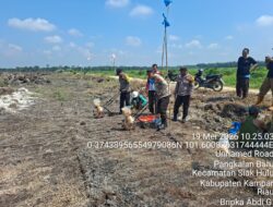 Dukung Swasembada Pangan 2026, Empat Personel Polsek Siak Hulu Cek Penanaman Jagung Kuartal II di Lahan KOPPSA-M