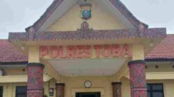 Polres Toba tangkap bandar narkoba,243 butir Ekstasi diamankan.