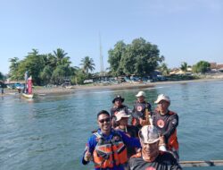 Polres Pesiair Barat terjunkan SAT POLAIRUD saat lomba Dayung di Perairan Teluk Setabas Kabupaten Pesisir Barat 