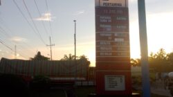 SPBU 13212110 Jl Lintas Indrapura Limapuluh Bebas Mengisi BBM Bersubsidi Ke Dalam Jeringen Dan Tangki Modifikasi