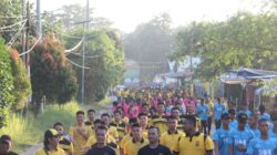 Jalan Sehat dan Senam Bersama Warnai Peringatan HUT Bhayangkara ke- 80 di Pesisir Barat,Senergi TNI – POLRI – PEMKAB terasa kuat