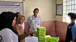 Kalapas Bireuen Bersama Kplp Dan Kasih Binadik Pasti Kan Layanan Makanan Dapur, Makan Sesuai Standar Dan SOP Dari Kementerian Dirjenpas
