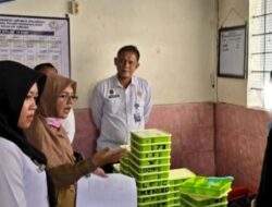 Kalapas Bireuen Bersama Kplp Dan Kasih Binadik Pasti Kan Layanan Makanan Dapur, Makan Sesuai Standar Dan SOP Dari Kementerian Dirjenpas