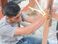 Anggota Polsek Peudawa Bekuk Satu Orang Pencuri Kabel Indosat Di desa Meunasah Krueng Kecamatan Peudawa