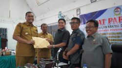 Bupati Toba Sampaikan Nota Jawaban Melalui Paripurna DPRD Toba