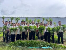 Panen Raya Kangkung di Rutan Sidikalang, Bekali Warga Binaan Keterampilan Menuju Kemandirian