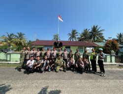 Silaturahmi TNI-Polri, Polsek Pesisir Selatan dan Polsek Ngaras Perkuat Solidaritas dan Sinergitas di Koramil 0422