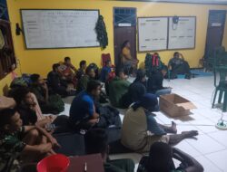 TMMD Ke-129 Kodim 1807/Sorong Selatan Semarakkan Kebersamaan, Anggota Satgas dan Warga Kampung Sesor Seru-seruan Nobar Final Piala Dunia 2026