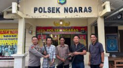 Polsek Ngaras Terima Penyerahan Dua Pucuk Senjata Api Rakitan Secara Sukarela Dari Masarakat