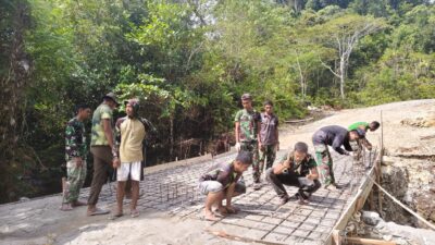 Rehab Jembatan Capai 75 Persen, Satgas TMMD Ke-129 Kodim 1807/Sorong Selatan Perkuat Akses dan Mobilitas Warga