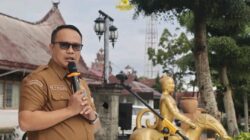 Apel Gabungan ASN Pemkab Dairi, Kadis PMD Tekankan Disiplin, Klarifikasi Dana Desa, dan Percepatan Digitalisasi Transaksi Non Tunai