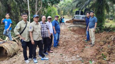 Box Culvert Jalan Utama Desa Rejo Sari Mulai Dikerjakan
