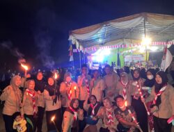 Tingkatkan rasa cinta tanah air,SDN 24 Betung gelar Pawai obor