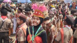 Karnaval Jambore Nasional X11— Kontingen Sorong Selatan Tampil Megah Dengan Pakaian Adat Papua