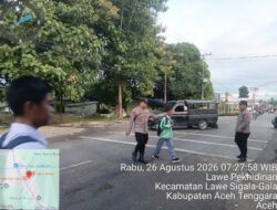 Bukan Hanya Mengatur Jalan, Polres Aceh Tenggara Jadi Pelindung Anak Saat Berangkat Sekolah