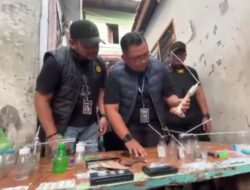 Satreskoba Polrestabes Medan Grebek Dua Sarang tempat jual Narkoba di Mangkubumi,2 Pengedar dan 7 Pemakai Diciduk