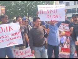 Aksi Demo di Polres Dumai Memanas, Korban Tolak Damai dan Soroti Kejanggalan Hukum