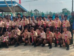 Partisipasi SMP 1 MOSWAREN Tampil Memukau Di Di Peringatan HUT TNI Di SDN 133 BUMI AJO 