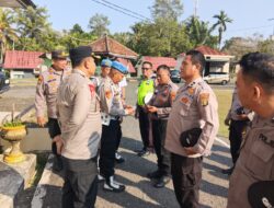 Wakapolres Pesisir Barat Laksanakan Sidak Personel Polsek Pesisir Utara